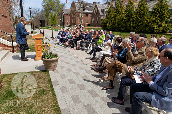 Weigel_Terrace_Dedication_064