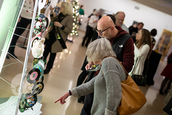 Wadsworth_Holiday_Social_036