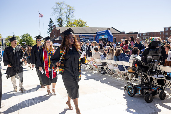 UNewHaven_2024_CommecementD3_146