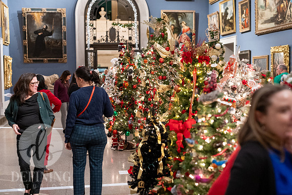Wadsworth_Holiday_Social_017