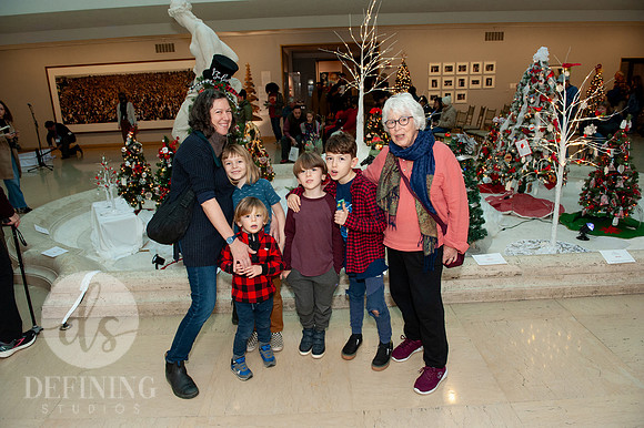 Festival_of_Trees&Traditions_138