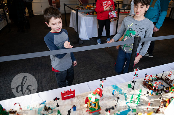 Festival_of_Trees&Traditions_119