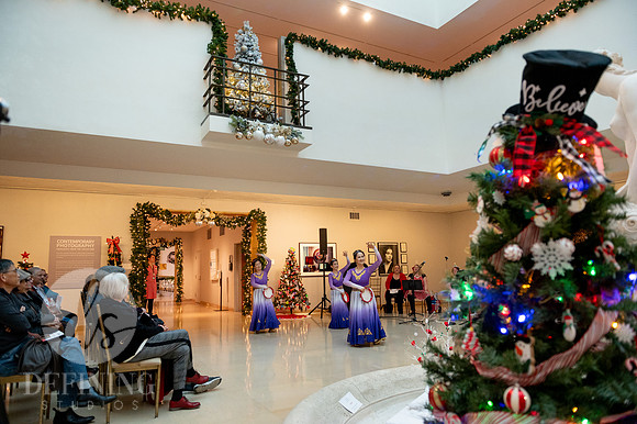 Festival_of_Trees&Traditions_020