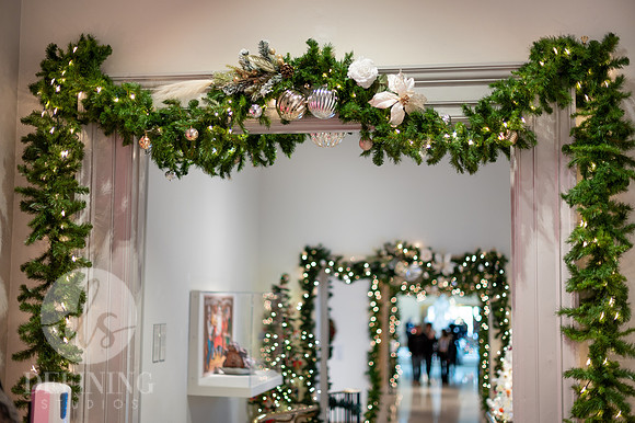 Festival_of_Trees&Traditions_132