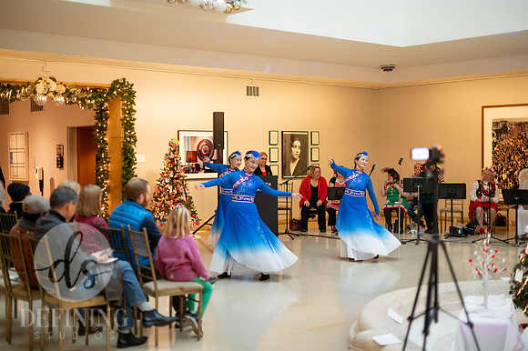 Festival_of_Trees&Traditions_079