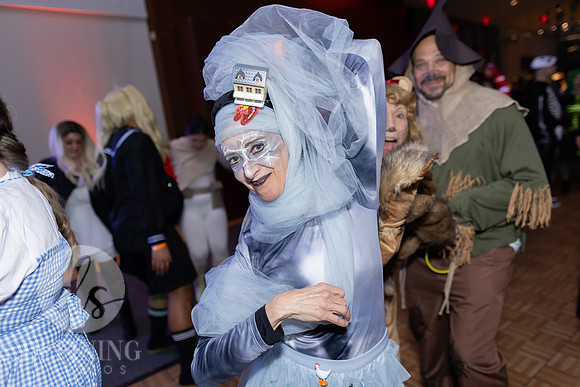 10-25-25_MAD_Halloween_03