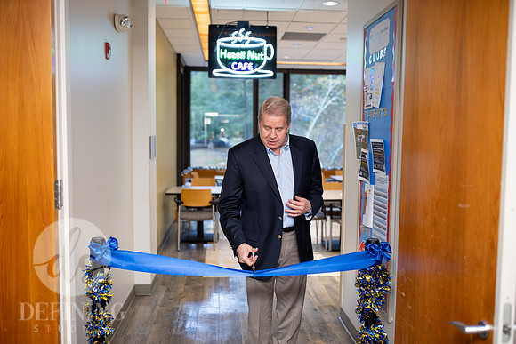 Hazell_Nut_Ribbon_Cutting_103