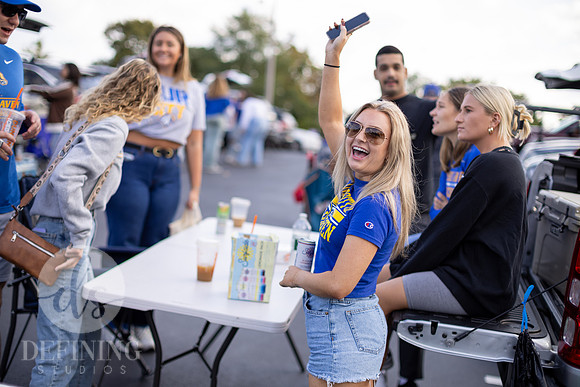 Alumni_Tailgating_010