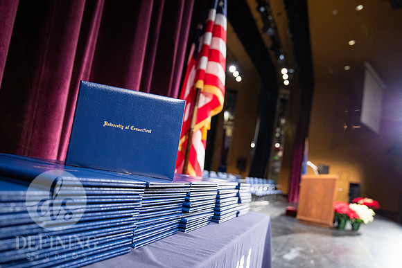 12-15-22_CEIN_Graduation-034