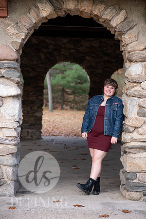 Sousana_Shackford_Senior_Portraits_09