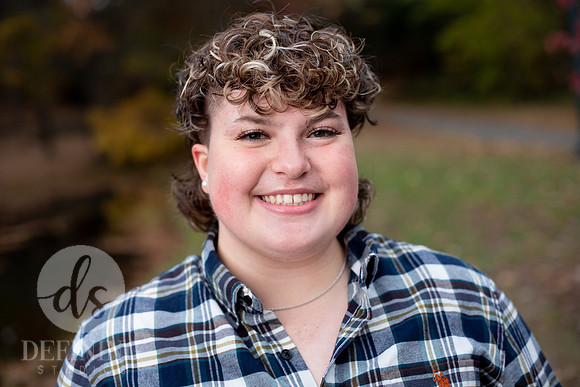 Sousana_Shackford_Senior_Portraits_37