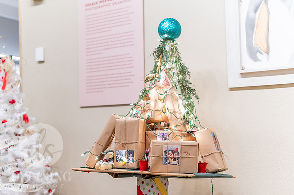 2025_Holiday_Social-001