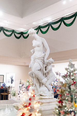 2025_Holiday_Social-006