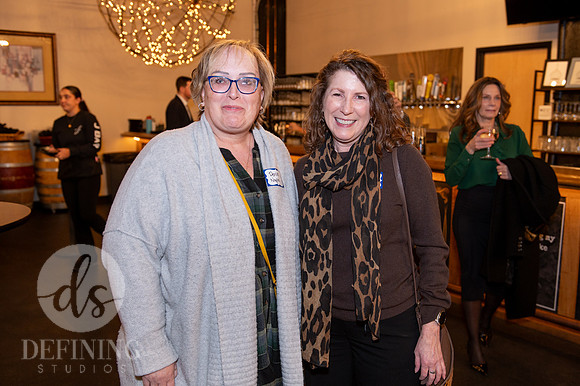 John_Larson_Campaign-023