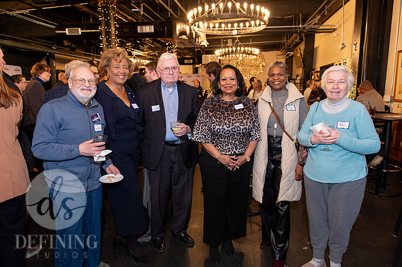 John_Larson_Campaign-022