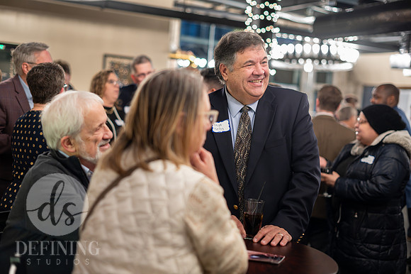 John_Larson_Campaign-043