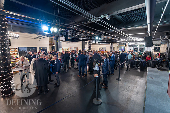 John_Larson_Campaign-049
