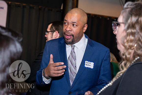 John_Larson_Campaign-063
