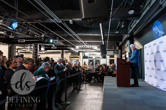 John_Larson_Campaign-089