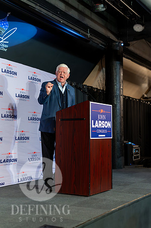 John_Larson_Campaign-101
