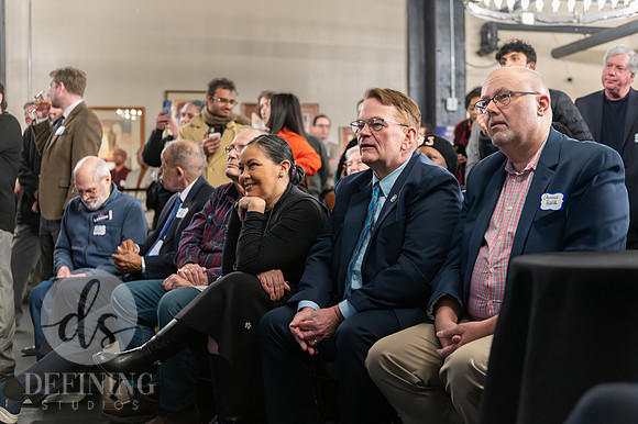 John_Larson_Campaign-106