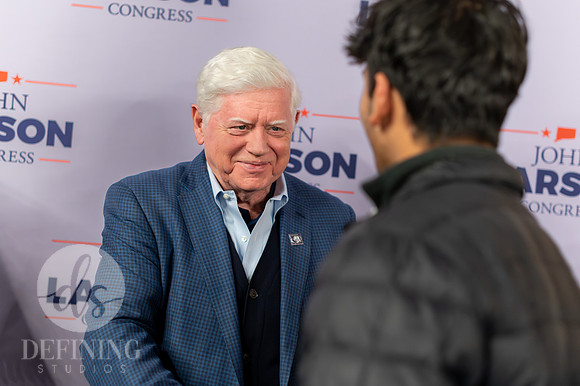 John_Larson_Campaign-173