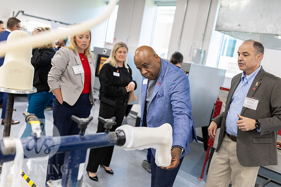 Hanger_Clinic_Opening-058