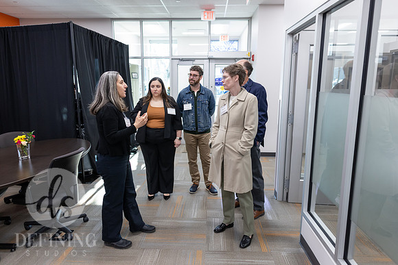 Hanger_Clinic_Opening-096