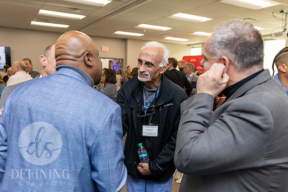 Hanger_Clinic_Opening-138