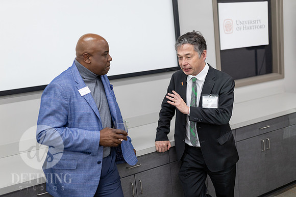 Hanger_Clinic_Opening-156