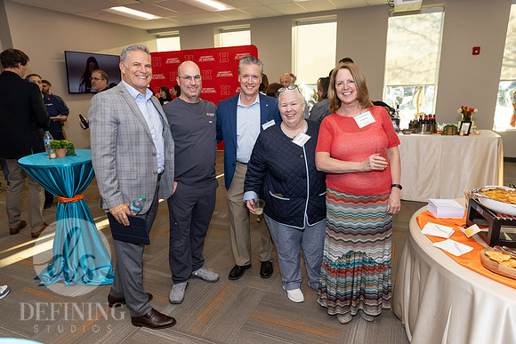 Hanger_Clinic_Opening-165