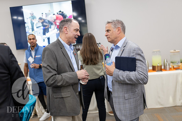 Hanger_Clinic_Opening-173