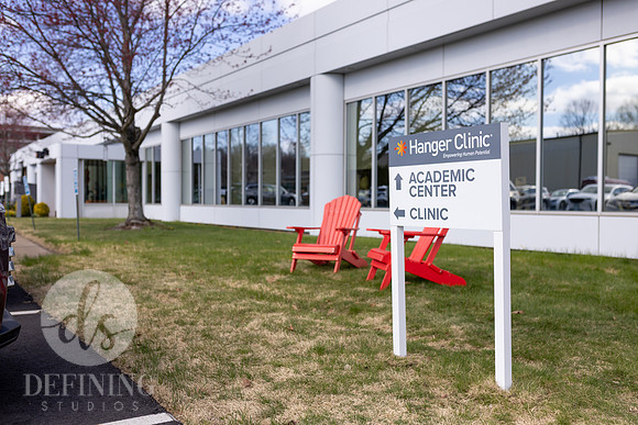 Hanger_Clinic_Opening-188