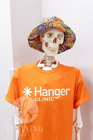 Hanger_Clinic_Opening-191