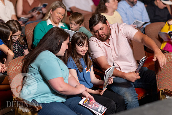 Warner_Theater_Promo_042
