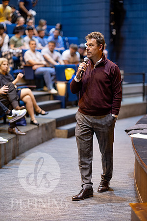 Commuter_Lounge-Town_Hall_126