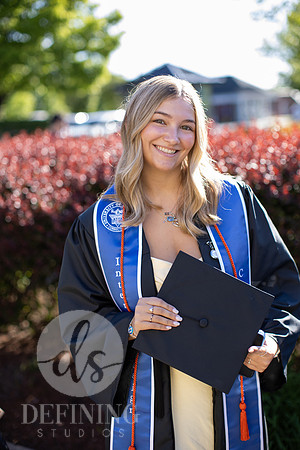 UNH_Commencment_26-UG-038