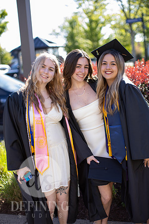 UNH_Commencment_26-UG-042
