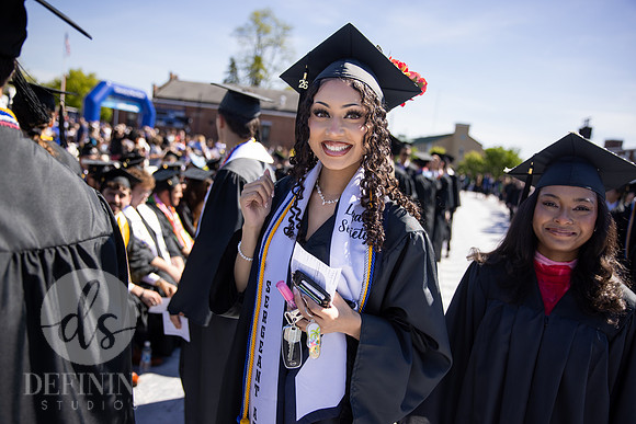 UNH_Commencment_26-UG-177