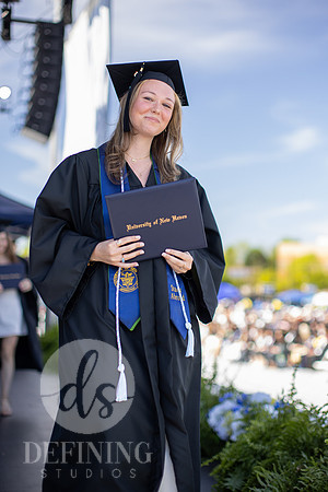 UNH_Commencment_26-UG-395