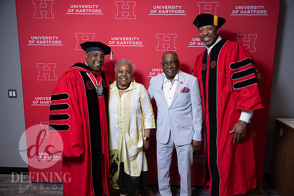 UHart_Commencement_UG-024