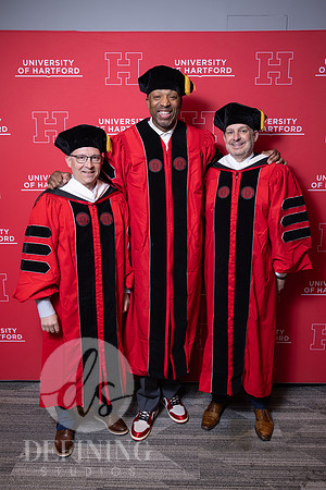UHart_Commencement_UG-031