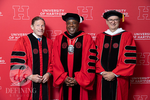 UHart_Commencement_GD-070