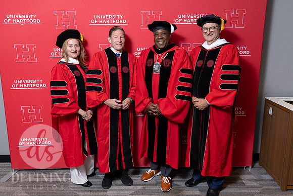UHart_Commencement_GD-071