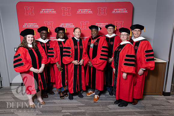 UHart_Commencement_GD-073
