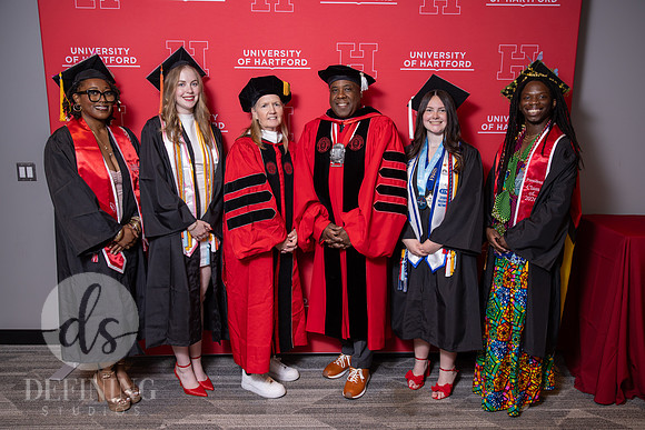 UHart_Commencement_UG-047