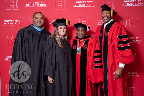 UHart_Commencement_UG-049