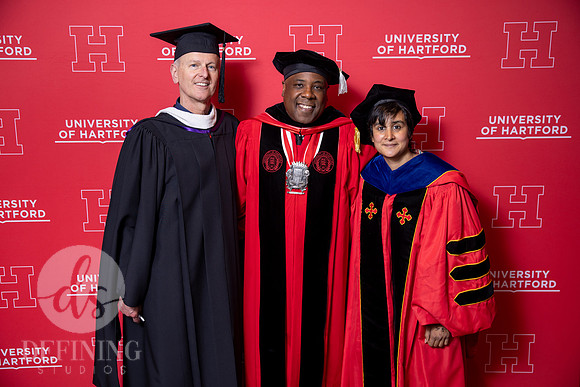 UHart_Commencement_UG-053