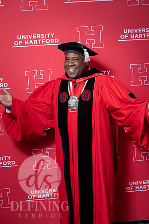 UHart_Commencement_UG-055