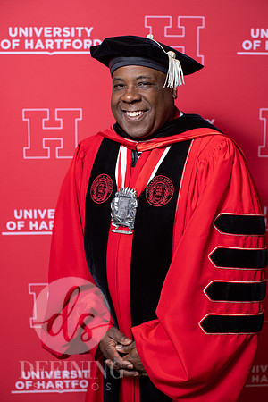 UHart_Commencement_UG-056